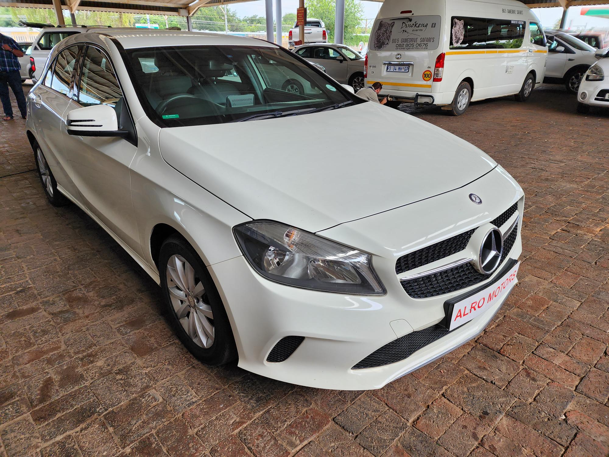 2017 MERCEDES BENZ A200 STYLE A/T full