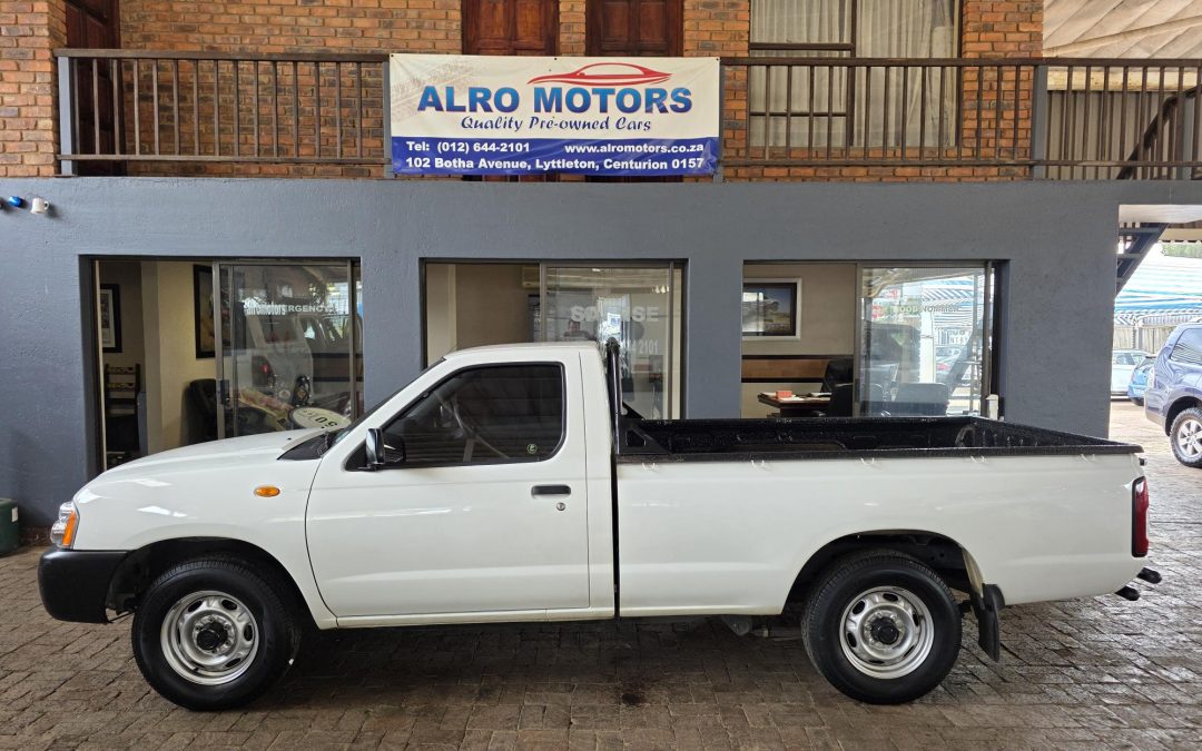 2018 NISSAN HARDBODY NP300 2.0i LWB P/U S/C