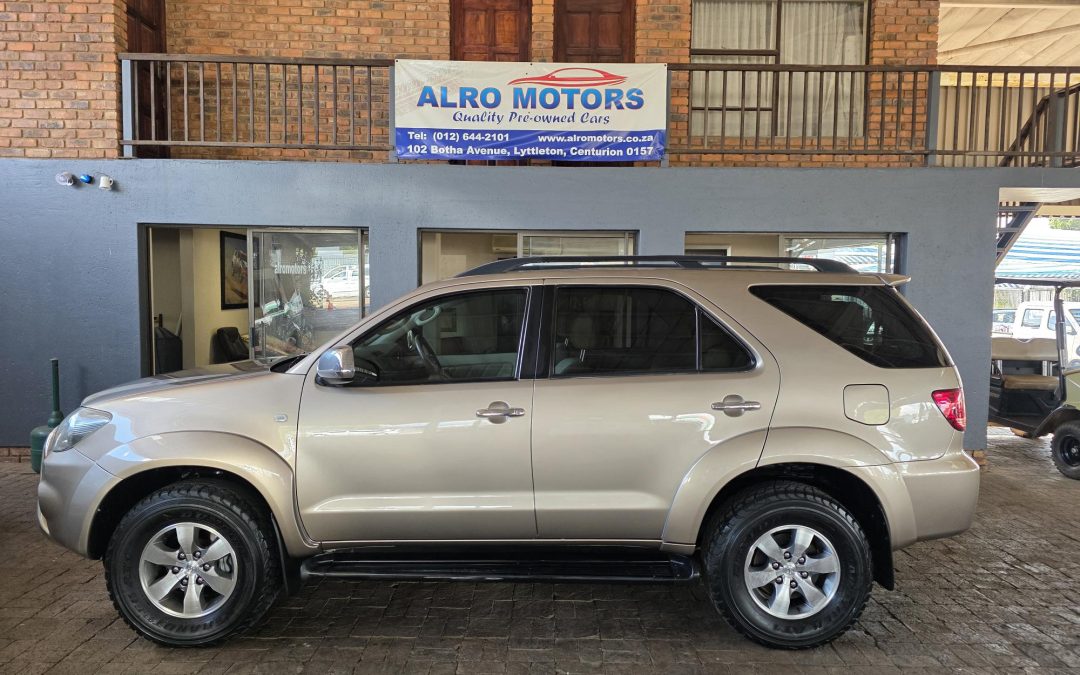 2008 TOYOTA FORTUNER 4.0 V6 A/T 4X4