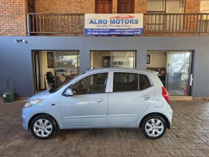 2011 HYUNDAI I10 1.1 GLS/ MOTION