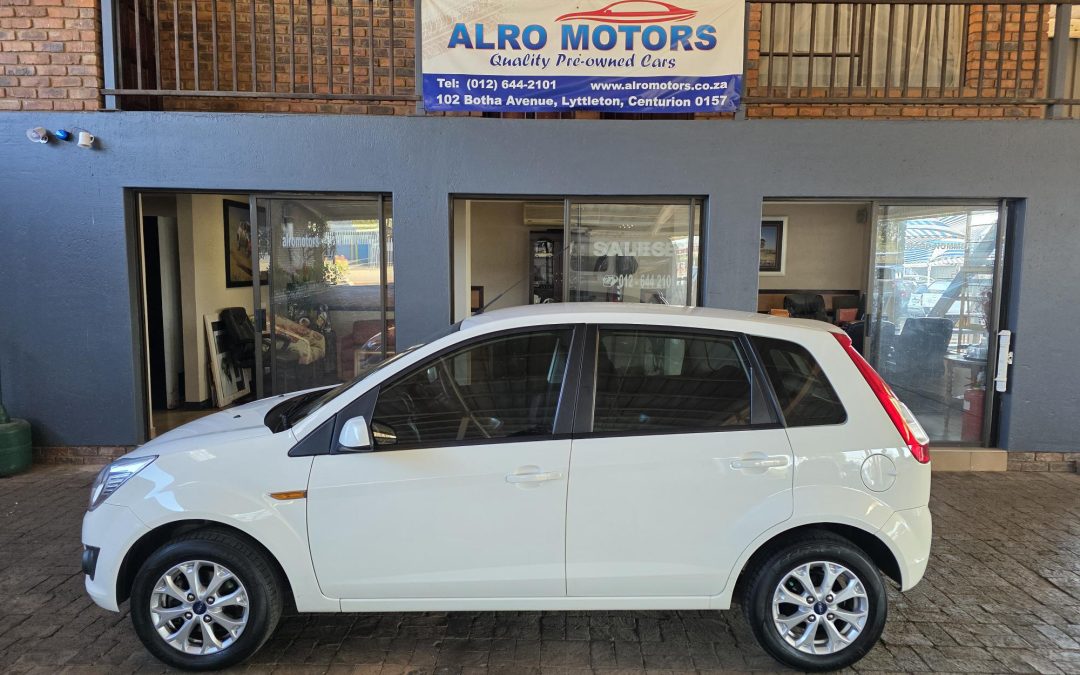 2015 FORD FIGO 1.4 TREND