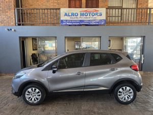 2017 RENAULT CAPTURE 900T EXPRESSION 5DR (66kw)