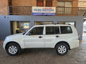2012 MITSUBISHI PAJERO 3.2 Di-DC GLX LWB A/T