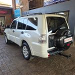 2012 MITSUBISHI PAJERO 3.2 Di-DC GLX LWB A/T full